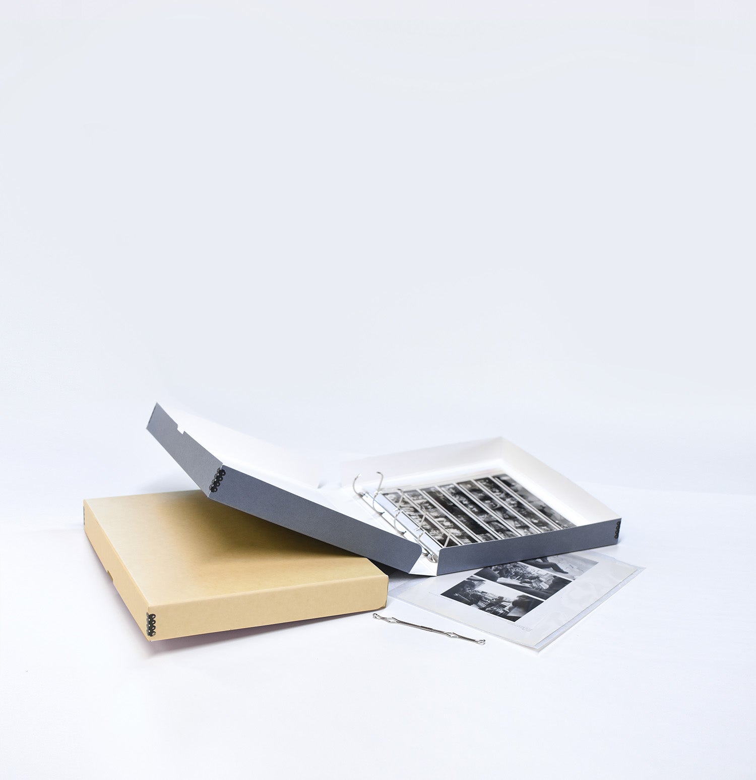 Cajas archivadoras de anillas y álbumes